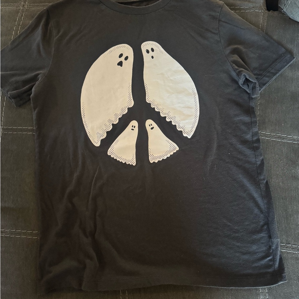 Old Navy kids ghost peace sign T-shirt XL